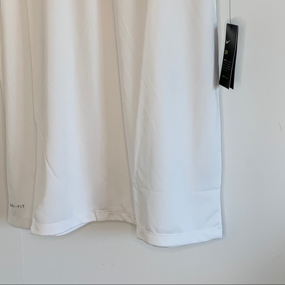 Nike Men's White Dri-Fit Victory Golf Polo, Size Large - Picture 7 of 9